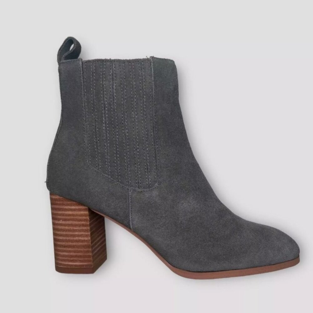 Violet & Red Suede Meaghan Heeled Booties Grey 8M